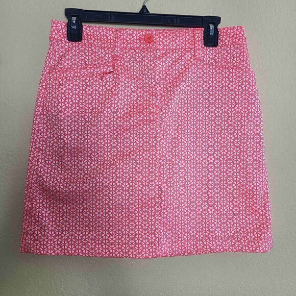 Nivo by Lanctot Skort   - Picture 2 of 9